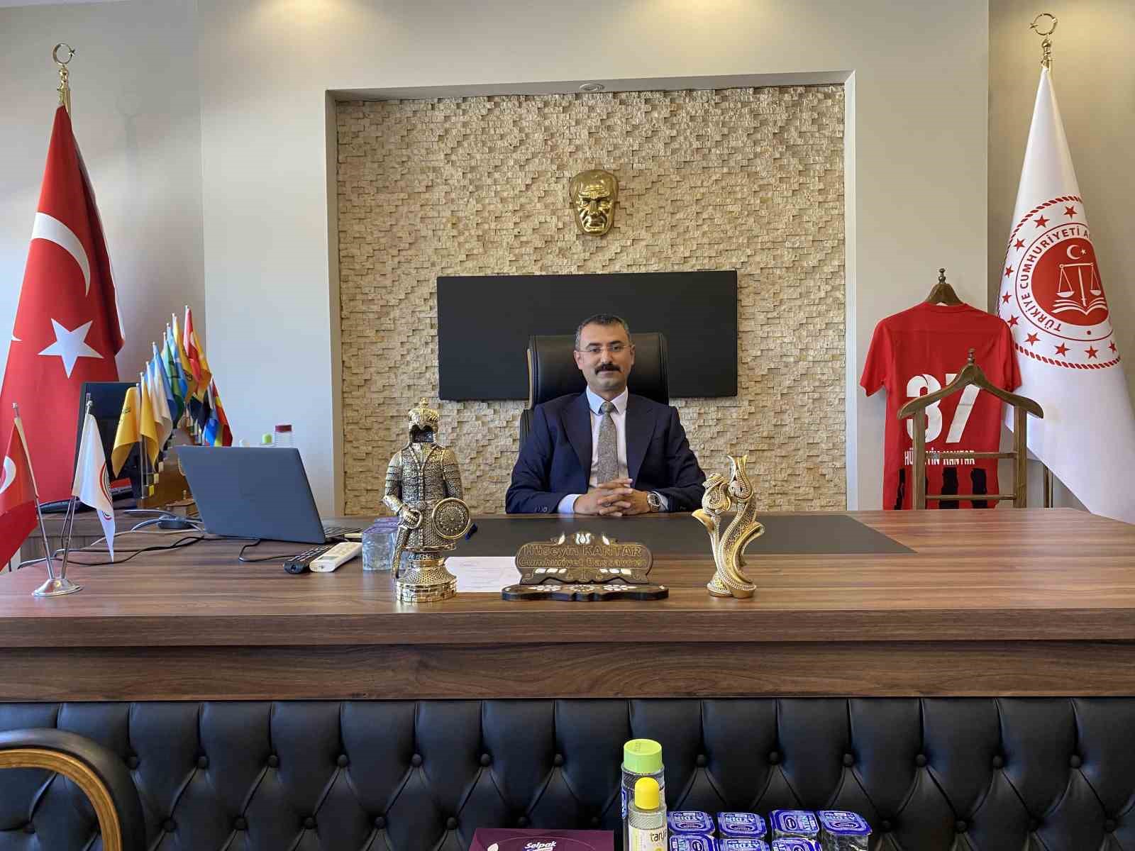 alasehir-in-yeni-cumhuriyet-bassavcisi-huseyin-kantar-goreve-basladi