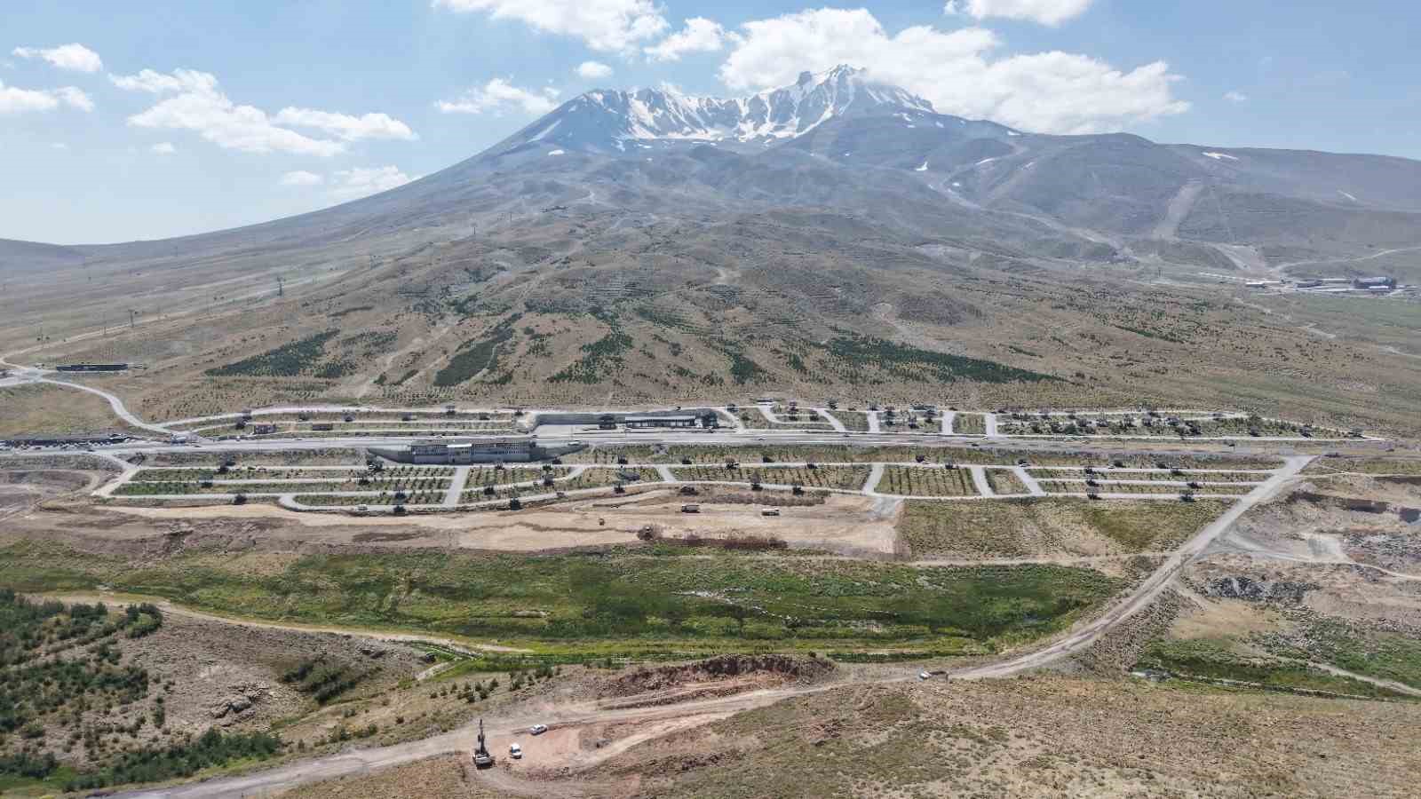 buyuksehir-den-erciyes-te-yeni-sezon-oncesi-dev-seferberlik
