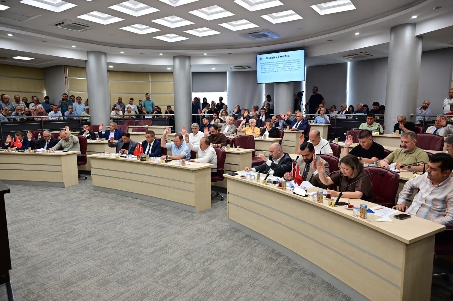 kepez-in-gelecegine-yon-verecek-projeler-meclisten-gecti