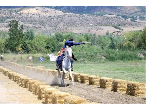Atlı Okçular Tokat’ta Nefesleri Kesti