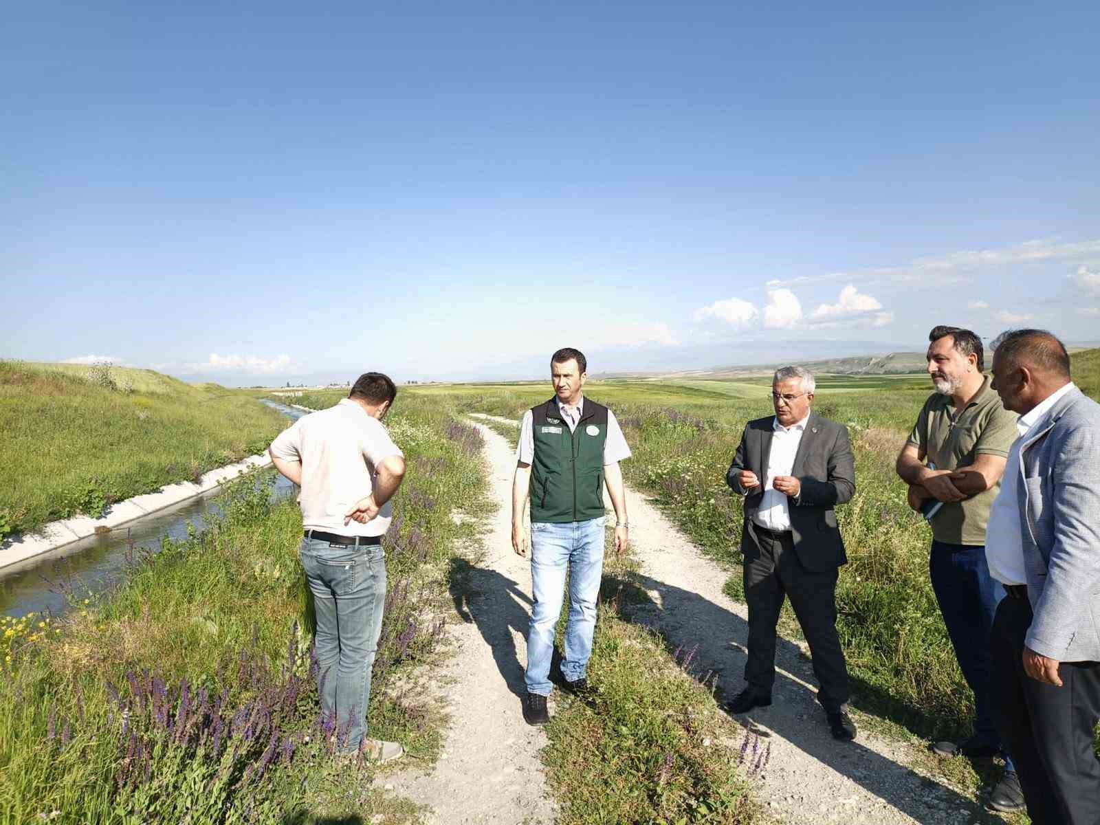 dsi-den-akyaka-cikarmasi-sulama-altyapisi-ve-yeni-yatirimlar-masaya-yatirildi