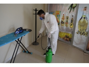 İzmit Belediyesi’nden İlaçlama Mesaisi