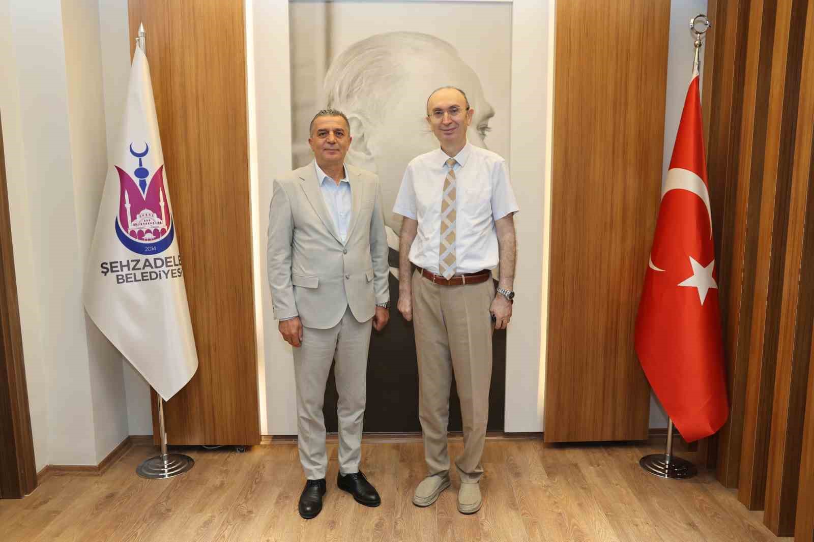 sehzadeler-de-hizmet-icin-ortak-mesaj
