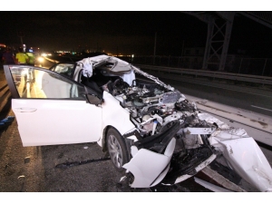 Tırın Altına Giren Otomobildeki Çift Ağır Yaralandı