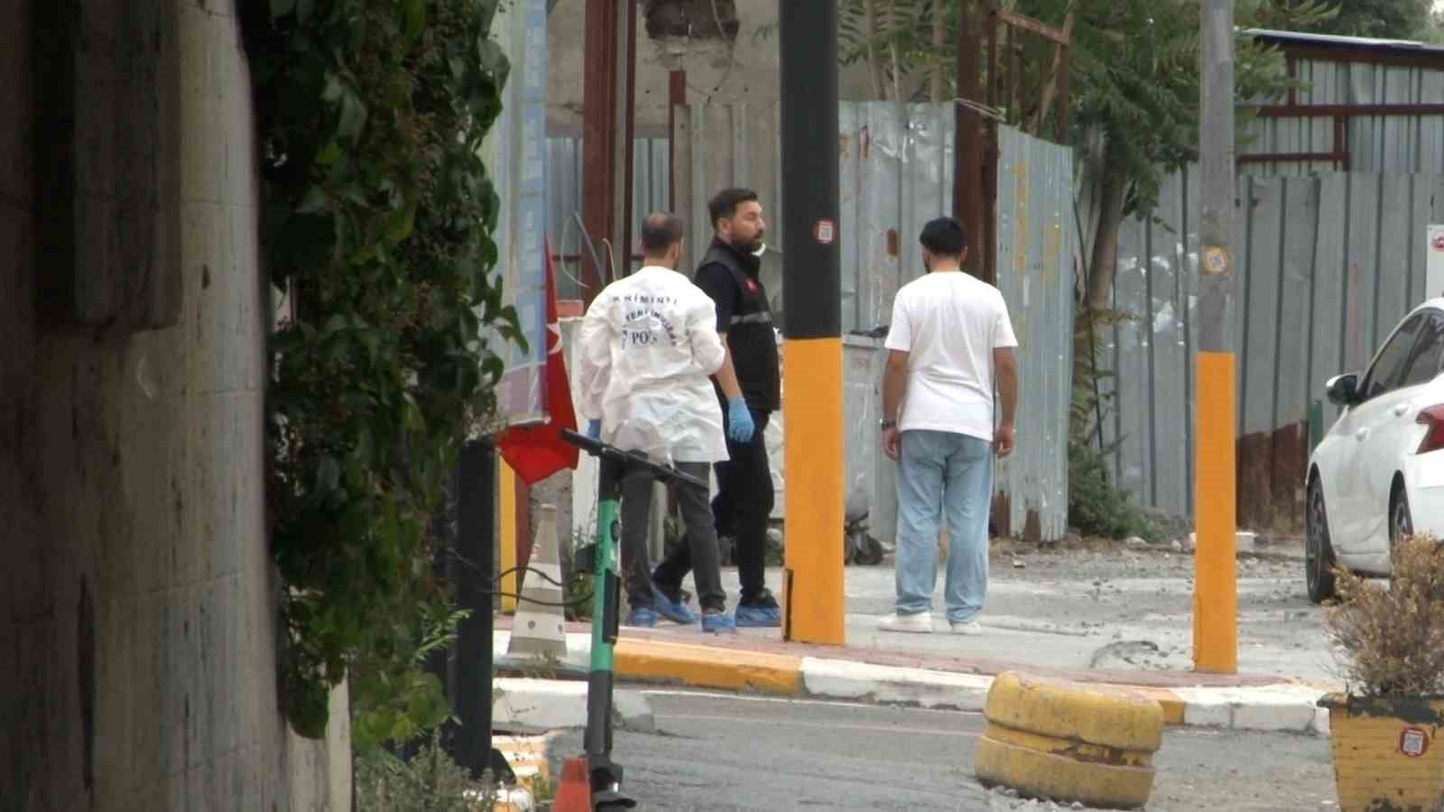 polise-bicakla-saldiran-supheli-ayagindan-vurularak-yakalandi-uzerinden-uyusturucu-cikti