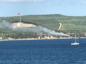 Çanakkale’de Orman Yangını Söndürüldü