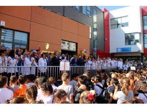 Tekden İlkokulu’nda İlk Ders Zili Çaldı