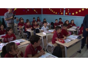 Yeni Eğitim Yılının İlk Zili 189 Bin Öğrenci İçin Çaldı