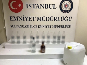 Sultangazi’de Minibüse Sahte İçki Baskını