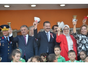 Balıkesir’de İlk Ders Zili Çaldı