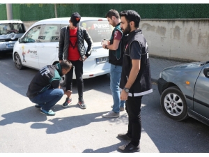 Eğitim Yılının İlk Günü Okul Çevrelerinde Uyuşturucu Uygulaması