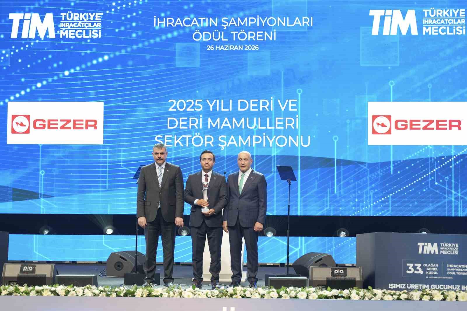 gezer-ayakkabi-dan-60-tan-fazla-ulkeye-35-milyon-dolar-ihracat-hedefi
