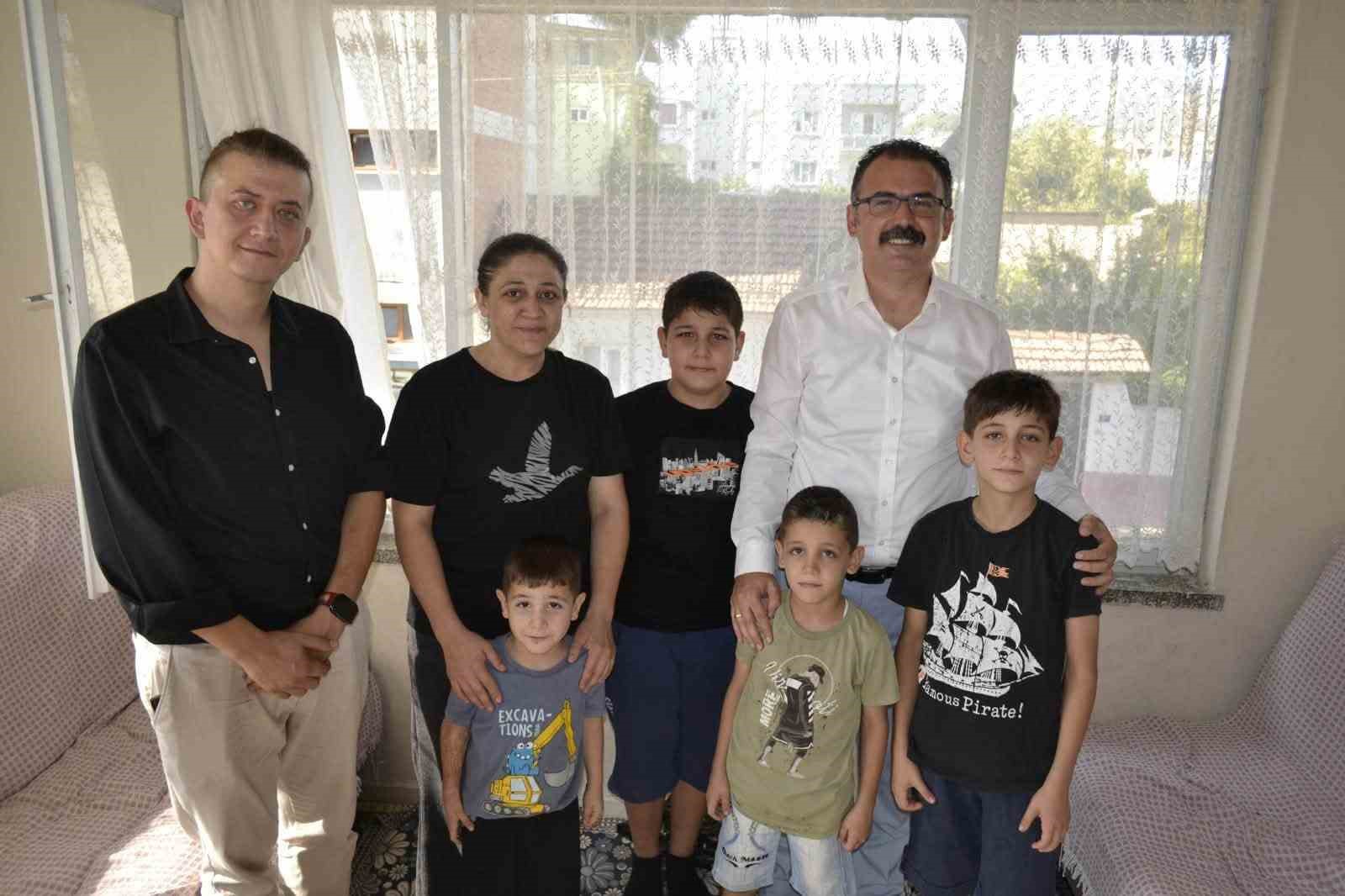 kaymakam-ates-atca-da-vatandaslarin-kapisini-caldi