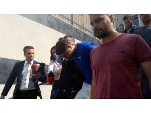 Beyoğlu’nda 23 Yaşındaki Genci Bıçaklayarak Öldüren Zanlılar Tutuklandı