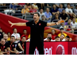 12 Dev Adam, Yeni Zelanda’ya 102-101 Kaybetti