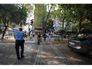 Kocaeli Zabıtasından Okul Önlerine Güvenlik Önlemi