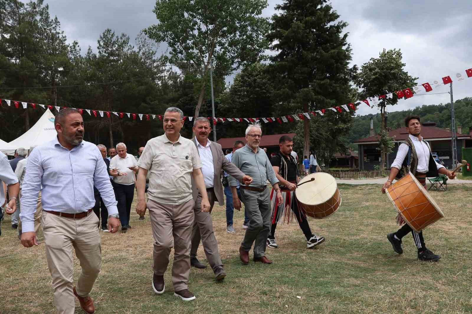 kavak-ta-geleneksel-yaz-senligi