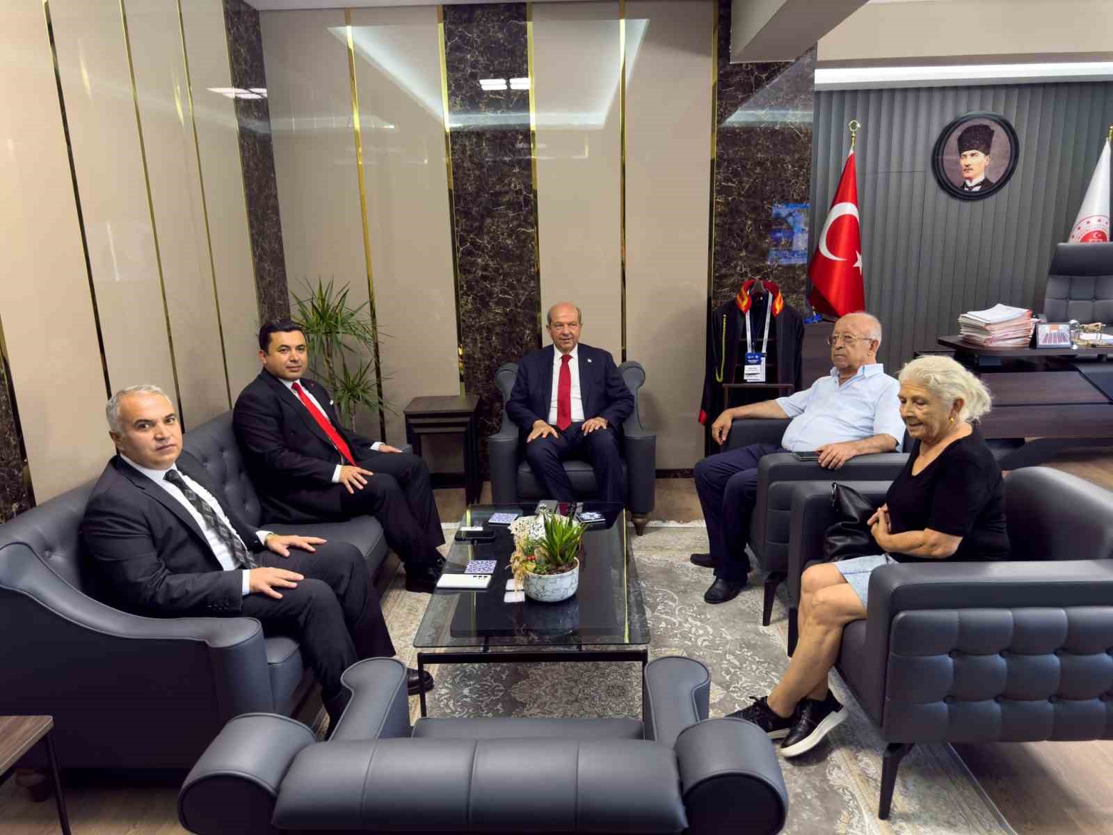 kktc-5-cumhurbaskani-tatar-anamur-adalet-sarayini-ziyaret-etti