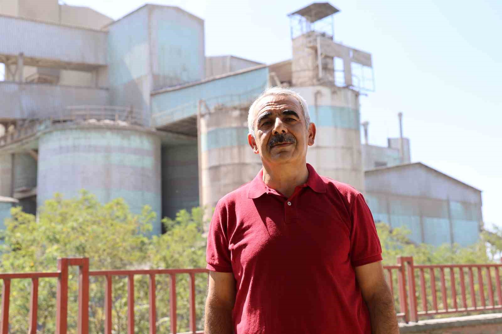 massad-baskani-bozcan-cimento-fabrikasi-tadim-a-degil-maden-e-tasinsin