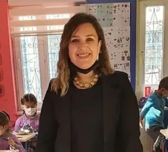 kavaklidere-de-bircan-ogretmen-sevenlerini-uzdu