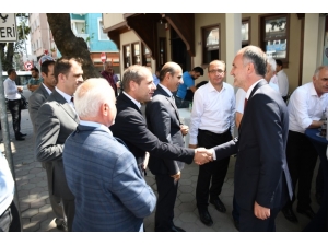 İnegöl Belediyesi’nden Bin 200 Öğrenciye Kırtasiye Yardımı