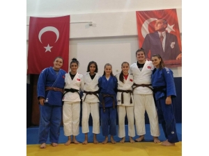 Salihlili 7 Judocu Milli Takım Kampında