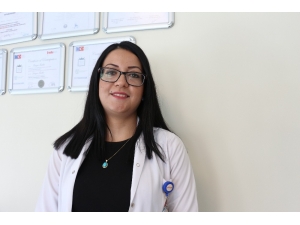 Çocuğa Yeter Ki Sussun Diye Bilgisayar, Tablet Vermeyin