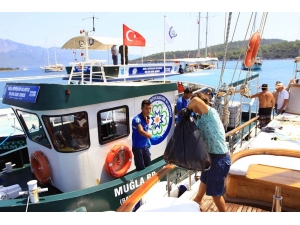 Muğla Büyükşehir 2 Bin 597 Tekneden Atık Topladı