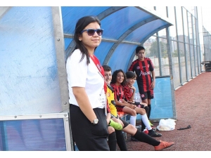 Futbolcuların Rabia Ablası