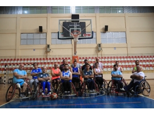 Pamukkale Belediyespor Kayhan’a Emanet