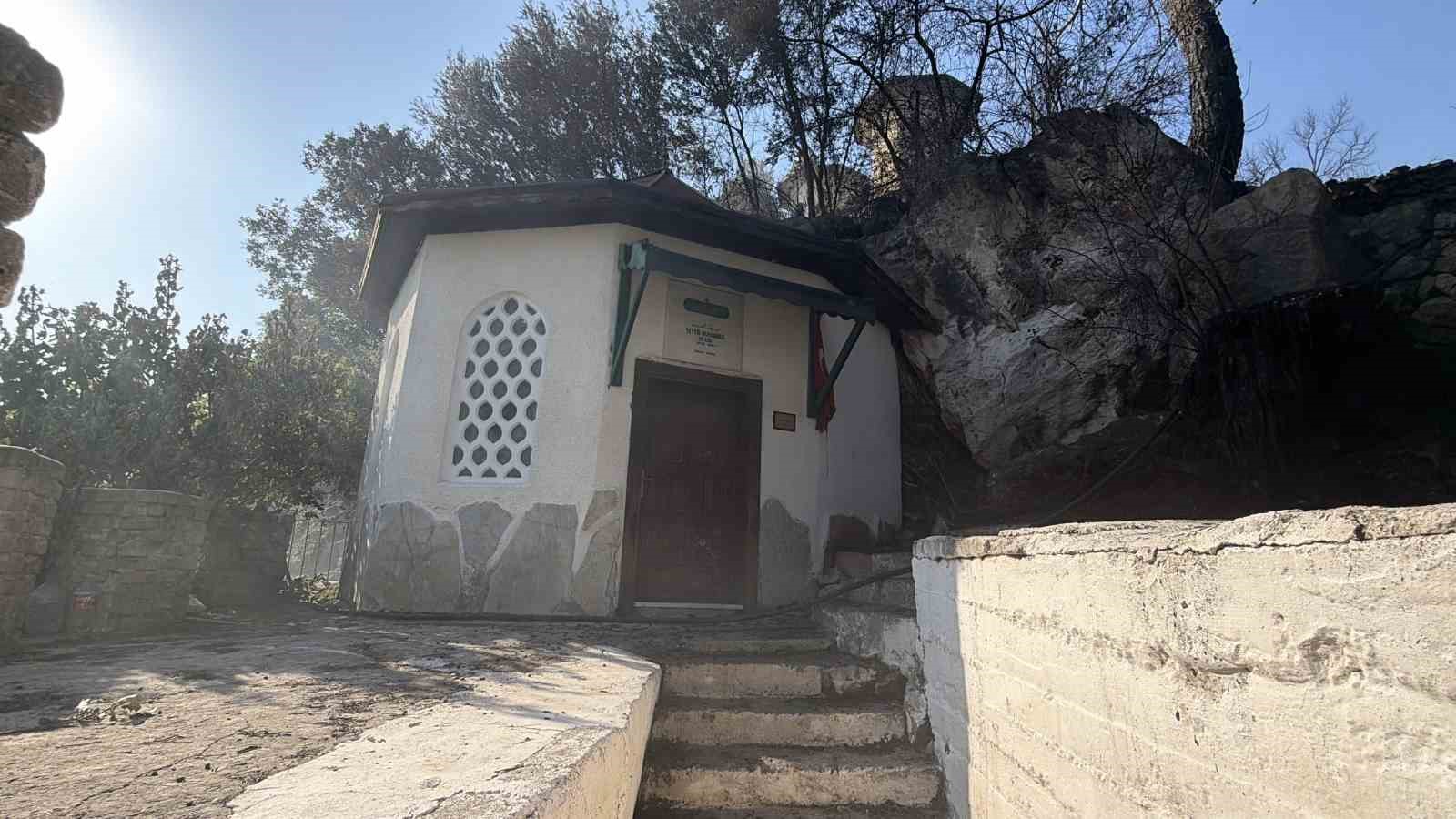 kazdaglari-ndaki-yangin-turbeye-ulasmadan-sonduruldu