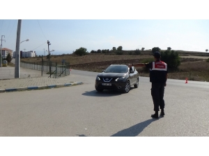 Jandarma Kuş Uçurtmuyor