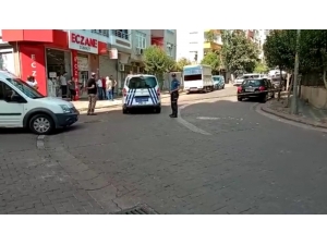 Silahlı Kavgaya Klozet Kapağıyla Müdahale