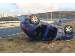 Otomobil Takla Attı Kadın Sürücü Yaralandı