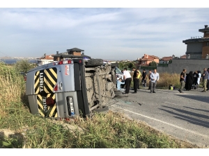 Beylikdüzü’nde Servis Aracı Takla Attı, Çok Sayıda Öğrenci Yaralandı