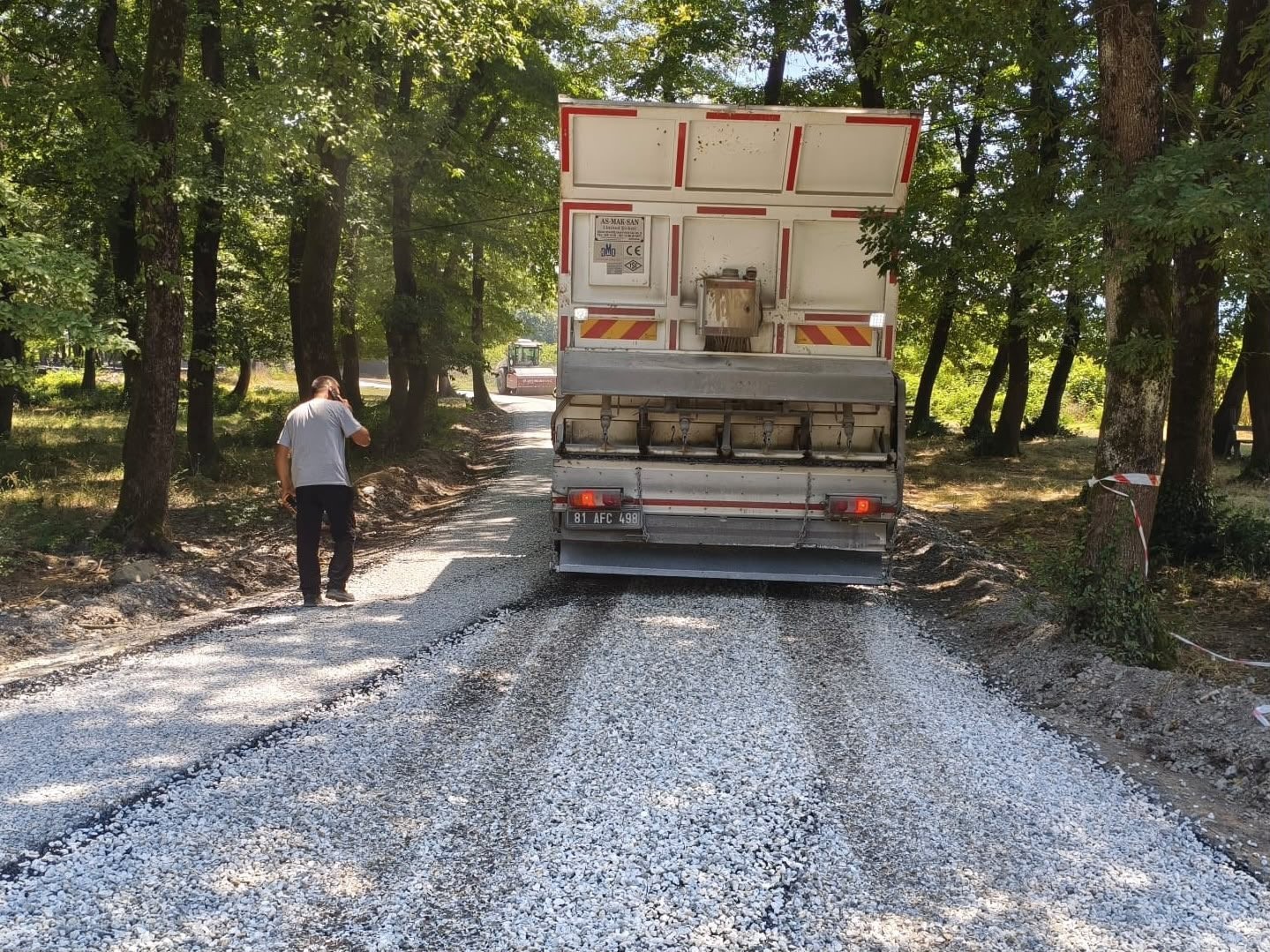 muncurlu-koy-yolu-soguk-asfaltla-yenilendi