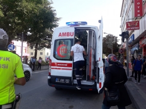 Bilecik’te Otomobilin Çarptığı Öğrenci Yaralandı