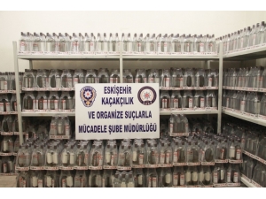 Eskişehir’de 2 Bin 208 Şişe Etil Alkol Ele Geçirildi