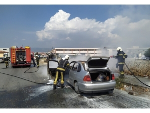 Seyir Halindeki Araç Alev Alev Yandı