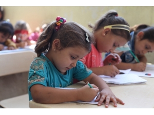 Fırat Kalkanı Bölgesinde Okullar Açıldı