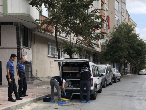 Esenyurt’ta 6 Yaşındaki Çocuk Silahla Kendini Vurdu