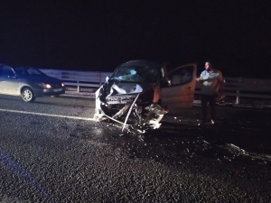 Otomobil Beton Mikserine Arkadan Çarptı; 1 Yaralı