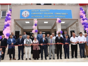 Vali Karaloğlu: " İyi Yetişmiş İnsan Bir Ülkenin En Büyük Gücüdür"