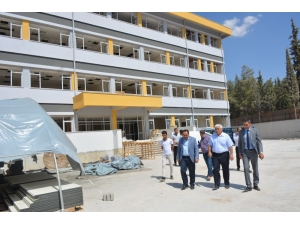 Milletvekili Dülger Yapımı Devam Eden Okulları Gezdi