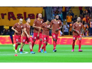 Falcao Ve Lemina, Paşa Karşısında 11’de