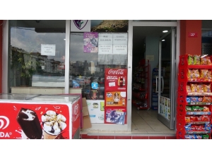 Polis, Sigaralar Üzerindeki Parmak İzinden Zanlıları Arıyor