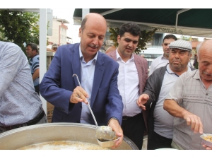 Şuhut Belediyesinden Geleneksel 11. Aşure İkramı