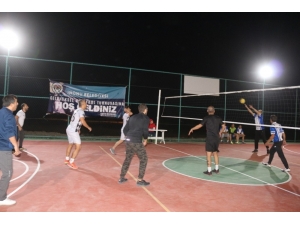 İnönü’de Voleybol Heyecanı Başladı