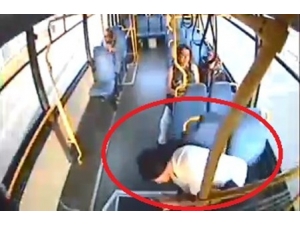 Halk Otobüsü Sürücüsü, Fenalaşan Hamile Kadını Hastaneye Yetiştirdi