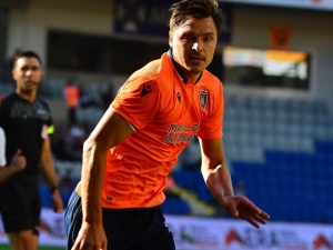 Süper Lig: Medipol Başakşehir: 0 - Demir Grup Sivasspor: 1 (İlk Yarı)